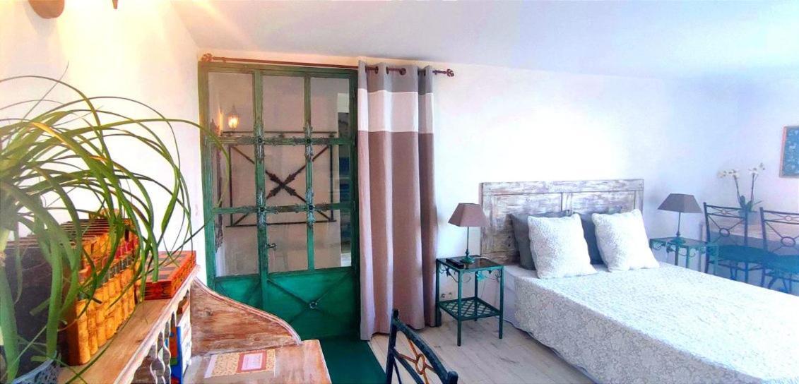 L'Art Des Choix Hotel Saint-Pierre-Saint-Jean Екстериор снимка